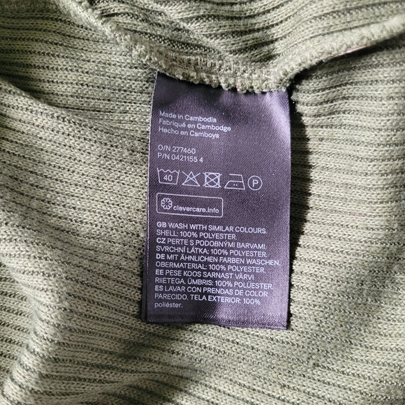 Mock neck ribbed top - Picture 6 of 7